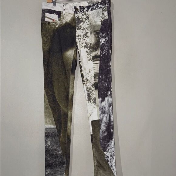 Women's Diesel Livier Super Slim Jegging Low Waist Pant Printed 31 - Picture 3 of 12